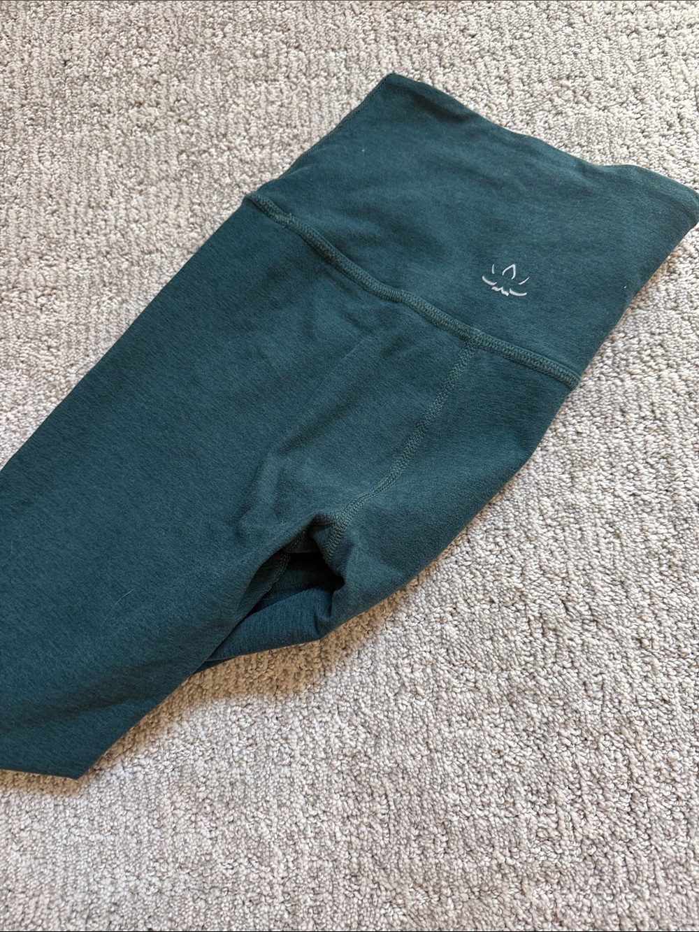 Beyond Yoga High-Waist Leggings in Forest Green